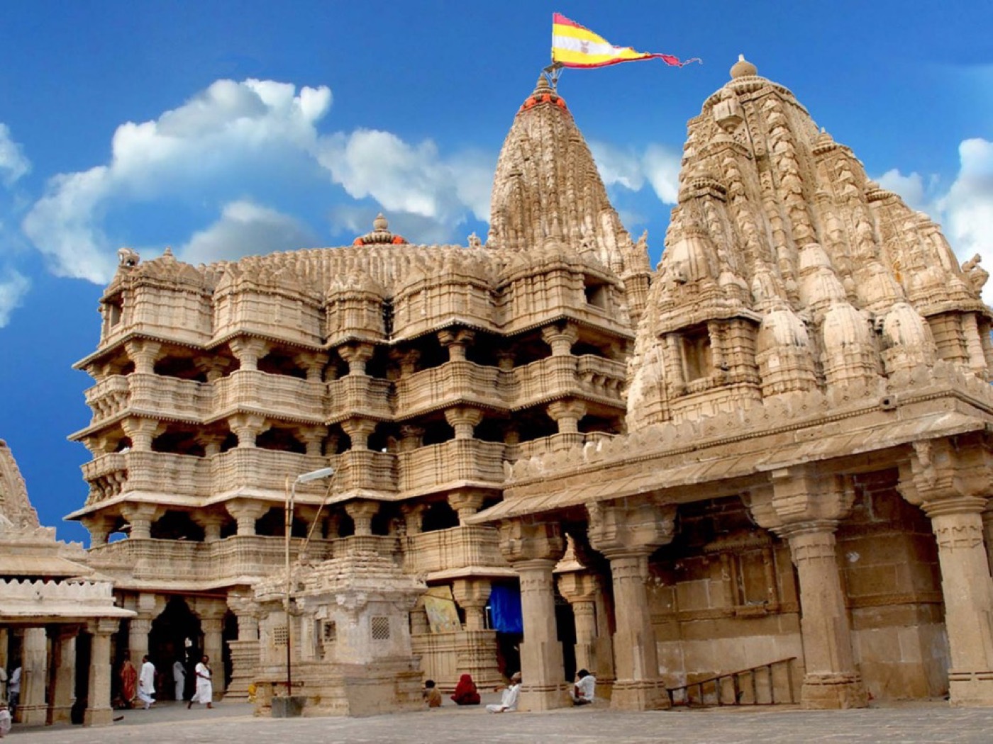 Dwarkadhish Temple (Jagat Mandir), Dwarka